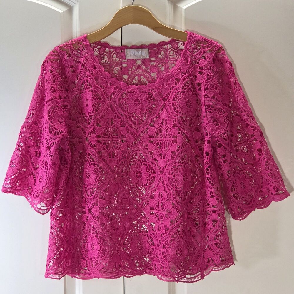 Bomy Collection Women XL 1X Hot Pink Guipure Lace Bell Sleeve Blouse Barbiecore